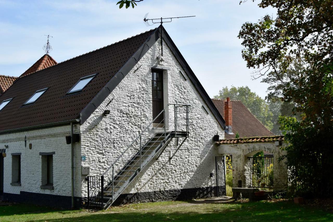 Cense De Lalouette Apartman Saint-Ghislain Kültér fotó